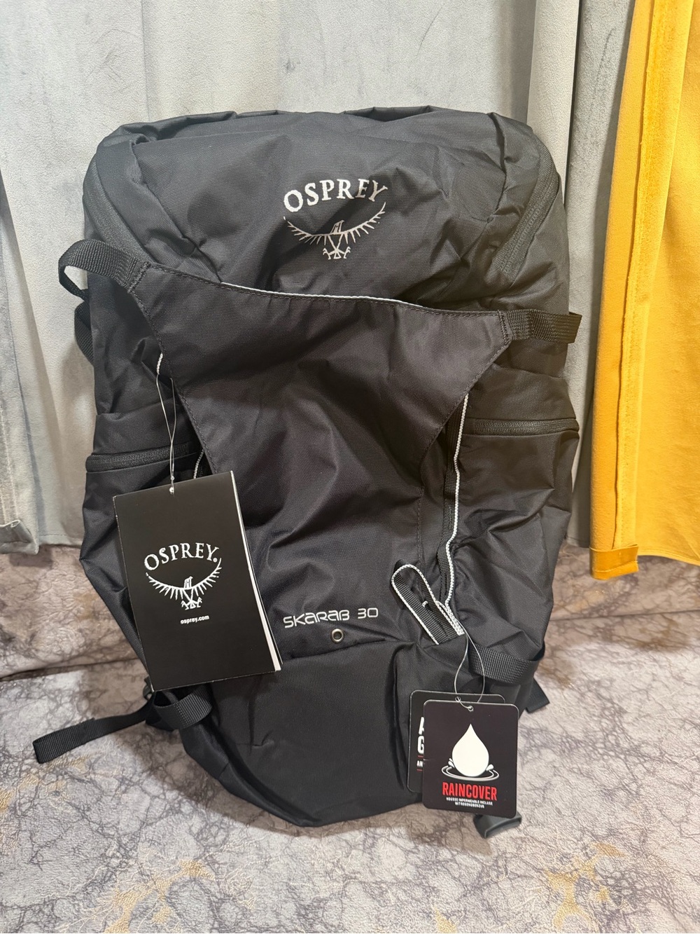 OSPREY Skarab 30 Backpack in Black